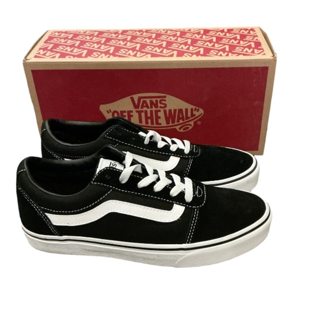 New authentic Vans signature sneakers sz womanโs 8.5 Display defect